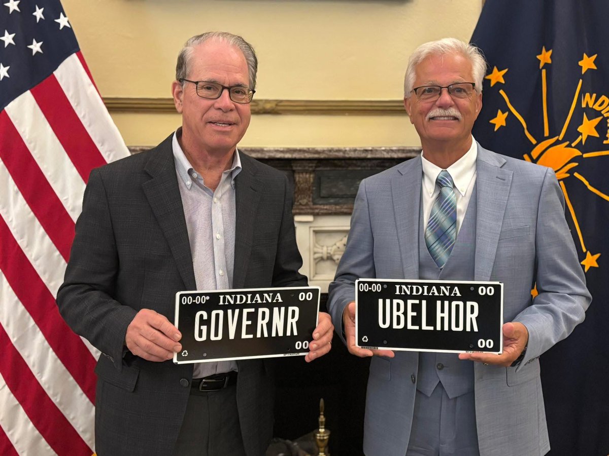 GovBraun's tweet image. Secretary of Transportation and Infrastructure Matt Ubelhor and I have our new blackout plates.
Soon, you’ll be able to get one too at your local BMV!