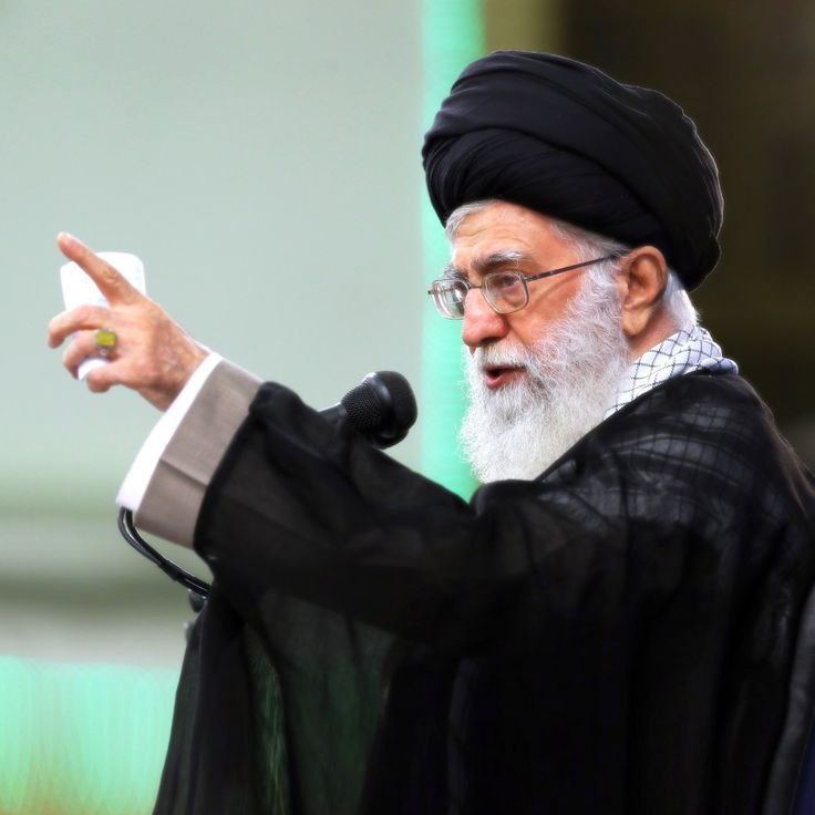 Ramezani199430's tweet image. نجات فلسطین و محو دولت غاصب صهی۱ونیستی، مسألهای است که با مصالح ملتهای این منطقه سرو کار دارد. کسانی که از روز اولِ انقلاب، یکی از برنامهها را مقابله و معارضه با نفوذ صهیونیستها قرار دادند... طبق مصالح جمهوریاسلامی و مردم ایران انتخاب شده. ۱۳۷۹/۰۹/۲۵
#امام_خامنه_ای