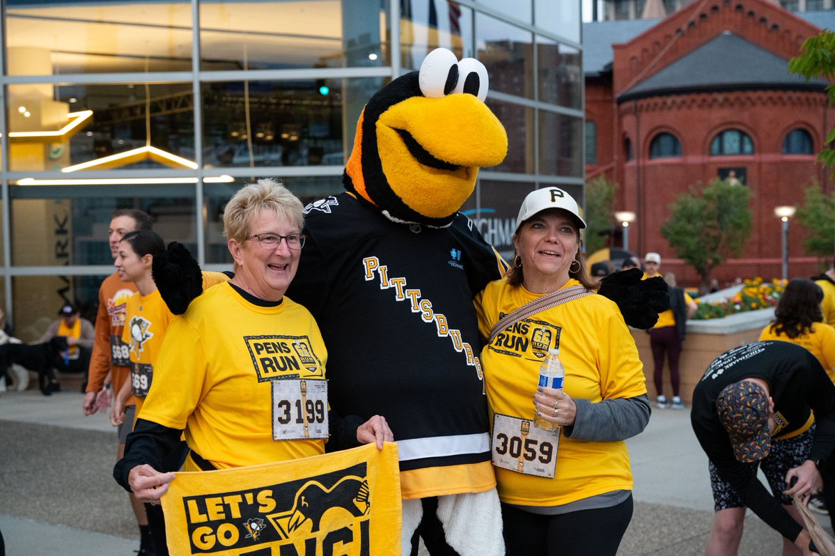 penguins's tweet image. Run. Walk. Give back to the @pensfoundation and @MarioLemieuxFdn🖤💛
The 2025 Penguins 6.6K Run & Family Walk, presented by @Highmark_BCBS, is October 5! Early bird pricing is today only - don't miss out.
👟: runsignup.com/pens66k