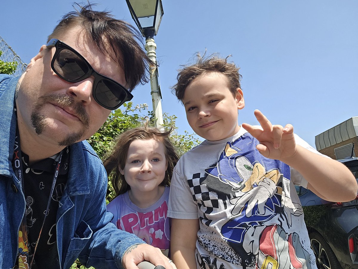 DisabledJourno's tweet image. Being their dad is the toughest challenge but biggest privilege i will ever experience.
Everything i have done and will do in life is for them and my wife. They are and always will be the most important things in my life.
Having a family is a blessing and a challenge, embrace…