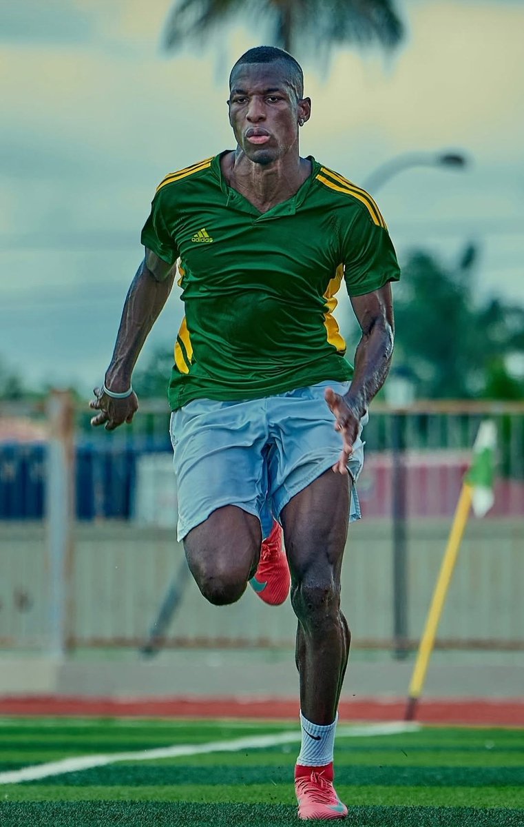EcosystemPundit's tweet image. When Arsenal beats Manchester United mercilessly on the opening day of the league, they would panick buy Jackson for 100M.
Inject it.