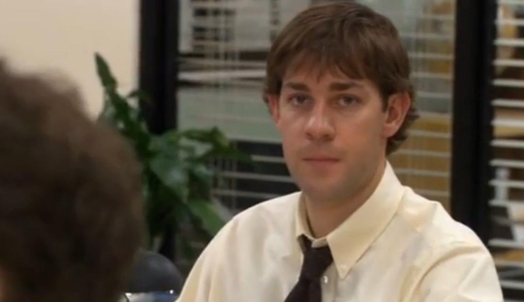 el único motivo por el que iría a wara es para mirar fijo a la cámara cuando algo me de cringe y que me hagan zoom como si estuviera en the office