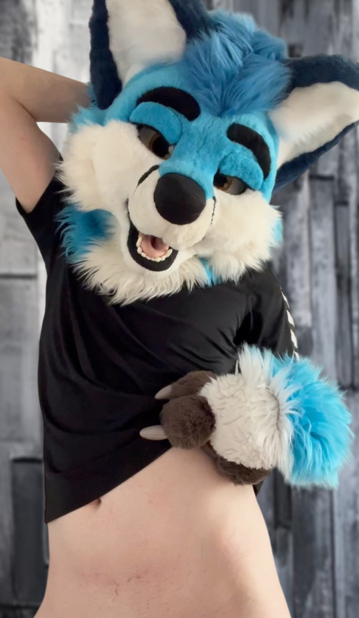Is it #TummyTuesday?

#Furry