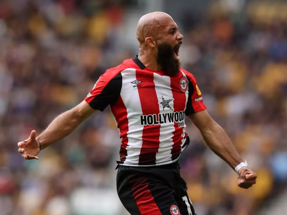 WilliamSinglet's tweet photo. Manchester United are set to sign Bryan Mbeumo for up to 71m after intense negotiations with Brentford! Big move to boost their attacking power this summer.   https://t.co/0Htd8TThnc https://t.co/Nv6W1NVPar
