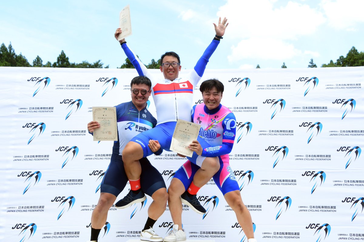 2025全日本自転車競技選手権トラックレース　マスターズ
1kmタイムトライアル　男子40-44
1位 森田英児（天狗党）　1:11.007
2位 山本勇矢（Ryukyu United Racing）　1:11.277
3位 林竜広（チーム・チェブロ）　1:12.756