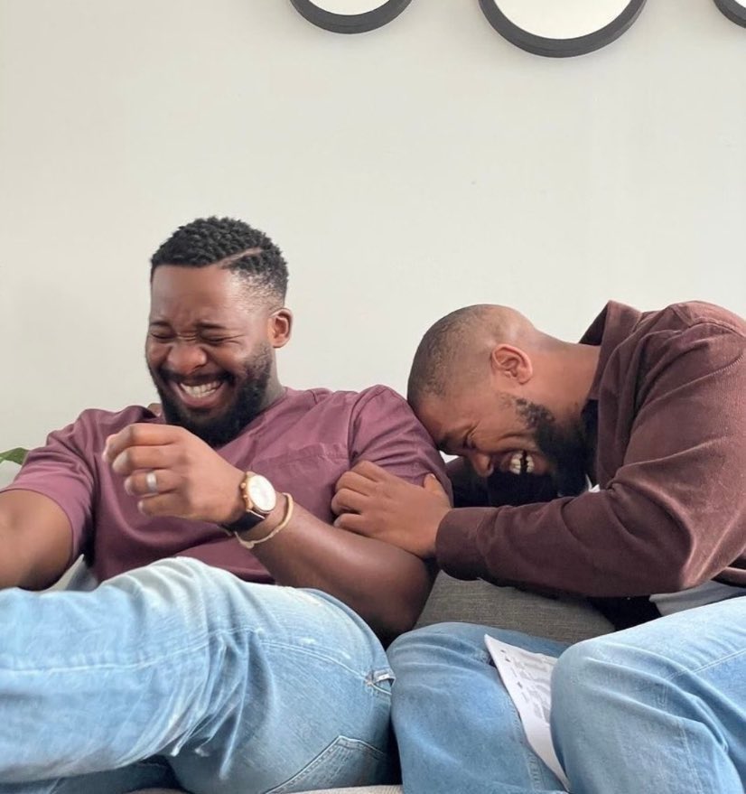Maletsapa1's tweet image. You’re busy dying for someone who is also dying for someone and that someone is also dying for another person 😂🫵🏾
Dead people everywhere 😂😂😂