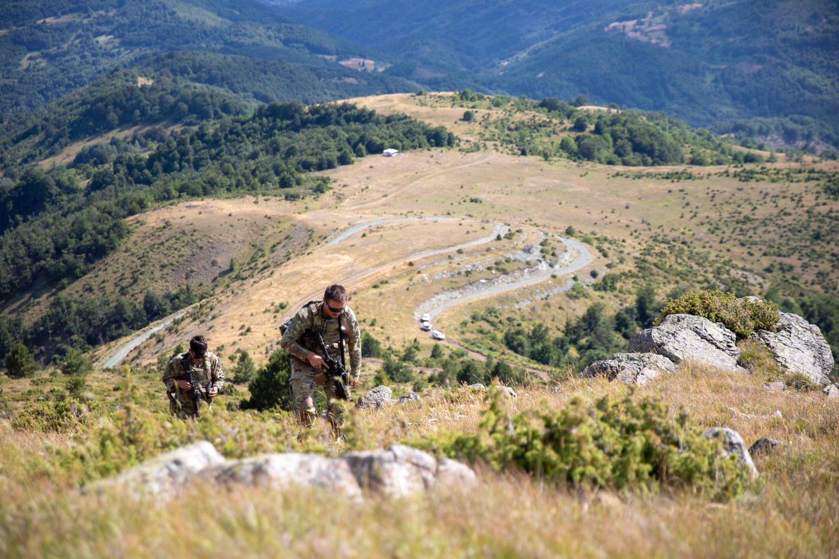 NATO_KFOR's tweet image. U.S. Soldiers assigned to Regional Command East of the #NATO-led #KFOR mission conducted mounted and dismounted patrols in local communities across Kosovo.

#UNITASOMNIAVINCIT
#StrongerTogether