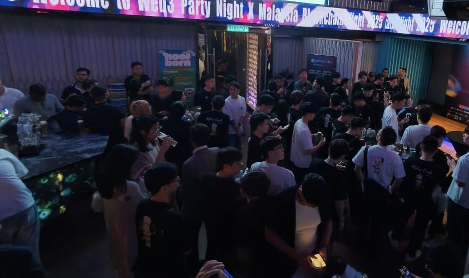 AsianguyT3's tweet photo. Spoke about BRE3 at a Web3 event recently —
every time I share our story, I’m reminded of how far we’ve come. 🔥

We didn’t just launch BRE3 — we built it brick by brick, with heart, vision, and purpose.

In the next 2 months, we’re taking BRE3 across more countries, meeting more communities, and expanding what we believe in:

A real, sustainable Web3 ecosystem.

Let’s keep building. The next chapter starts now. 🌍🚀 @BRE3OFFICIAL