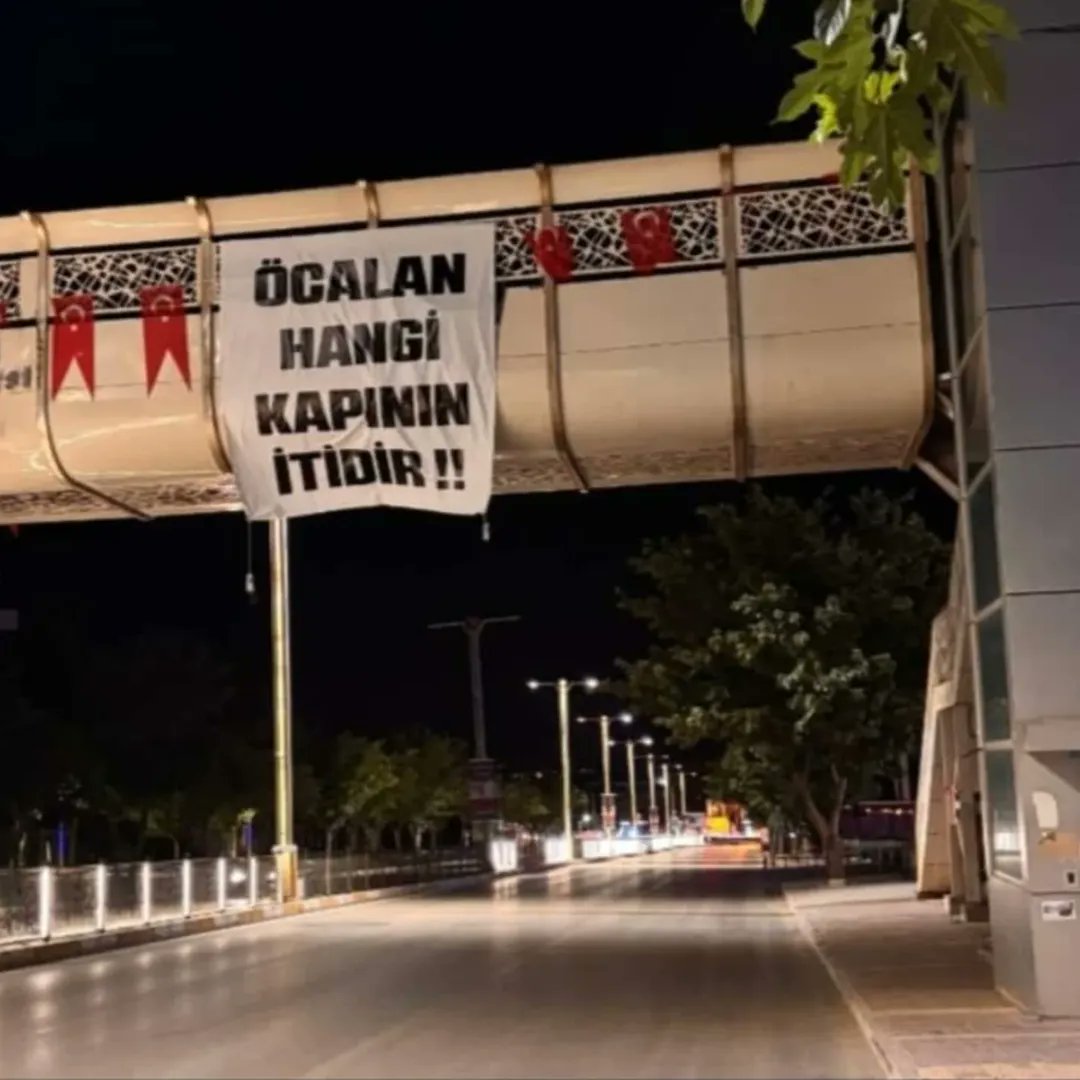 Öcalan hangi kapının itidir diyen #YavuzAğıralioğlu'na selam olsun.
