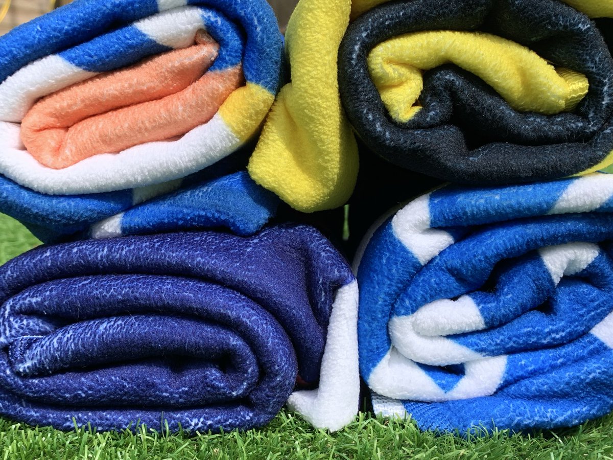 ToffeeArt's tweet image. Beach Towels… for your summer holidays…
Loads of #EFC designs ✅
Quicker turnaround ✅
Sensible prices ✅
Bigger sizes than others ✅
Lightweight for the suitcase ✅
toffeeart.co.uk/product-catego…