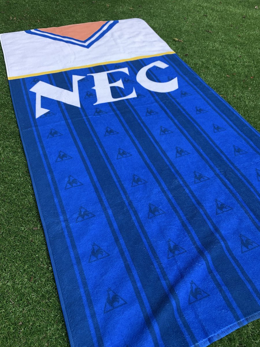 ToffeeArt's tweet image. Beach Towels… for your summer holidays…
Loads of #EFC designs ✅
Quicker turnaround ✅
Sensible prices ✅
Bigger sizes than others ✅
Lightweight for the suitcase ✅
toffeeart.co.uk/product-catego…