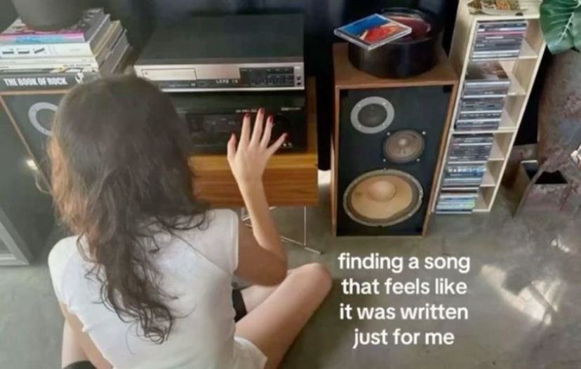 whotfisjovana's tweet image. The best