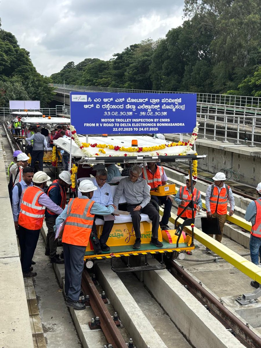 ever_pessimist's tweet image. #CMRS commenced inspection of #BengaluruMetro's #YellowLine today.
This statutory exercise will go on until July 24.
On July 25, CMRS will visit the Operations Control Centre (OCC).
#YellowLine will likely open in Aug.
@WF_Watcher