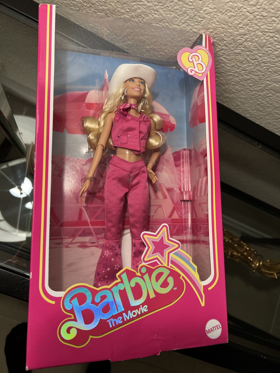 laurenlself's tweet photo. Happy anniversary to my Barbitrage. 

Two years ago I discovered an arbitrage opportunity in a specific Barbie doll that my niece wanted for her birthday. It was out of stock (almost) everywhere and selling for 3-5x on eBay.

Using Target’s online inventory finder, I identified the rural locations where it was in stock and hired Task Rabbits in each region to go buy them and mail them to me. 

I sold them on eBay and made ~$5000 over ~3 hours of work. At the peak of the market I sold one for $624.