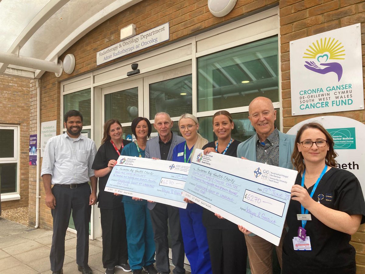 SwanseabayNHS's tweet image. Retired dentists say thanks by raising thousands after returning to fitness following cancer battles sbuhb.nhs.wales/news/swansea-b…