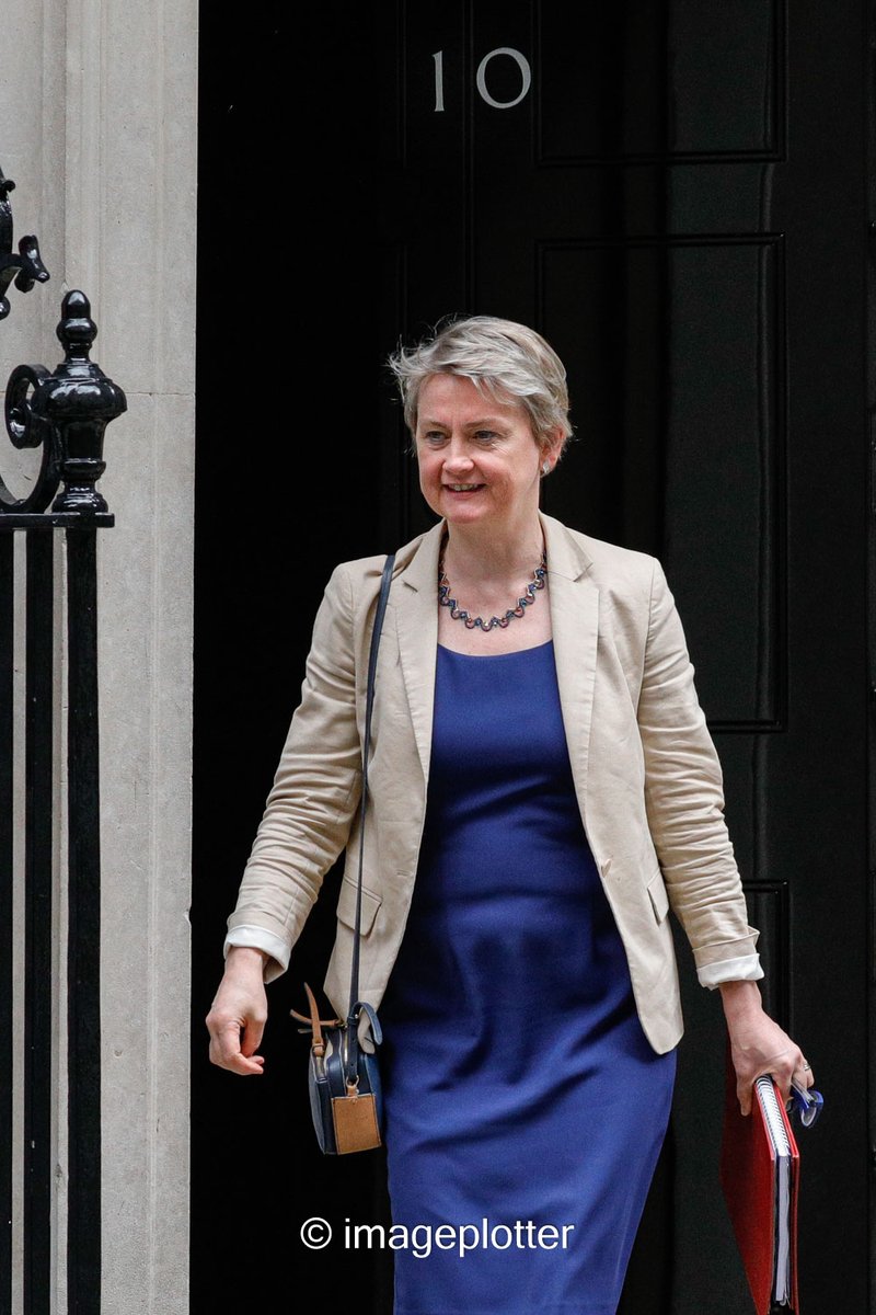 imageplotter's tweet image. A few shots from the last cabinet at #DowningStreet before recess. The ladies first - Liz Kendall, Bridget Phillipson, Yvette Cooper, Lisa Nandy. Thanks for the friendly smiles, appreciated. Pic sets at the agencies.