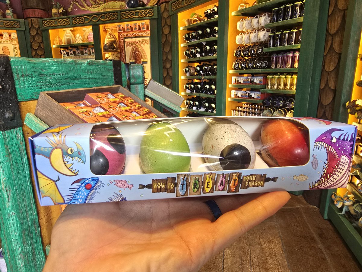 ThemedPM's tweet image. Next time you are at epic check out these Dragon eggs in How to Treat Your Dragon! Brown salted caramel is my favorite!