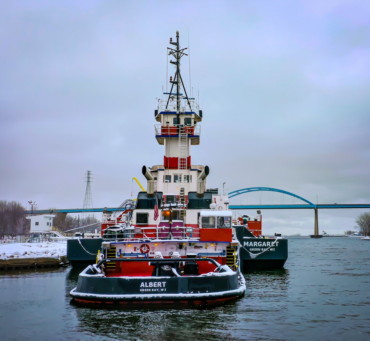 SHIP ARRIVAL: Margaret with Tug Albert
Arriving: Tuesday, July 22, 2025 @ 21:30 (9:30PM)
Departing: Wednesday, July 23, 2025 @ 13:30 (1:30PM)
Origin: Cheboygan, MI
Cargo: Petroleum Products
Photo Credit: Don’t Slow Down Media