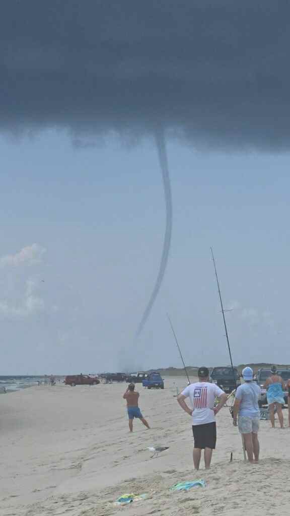 Dee Atchley captures this waterspout as it comes ashore on Island Beach State Park, NJ. <a href="/NBCPhiladelphia/">NBC10 Philadelphia</a> <a href="/NWS_MountHolly/">NWS Mount Holly</a>
