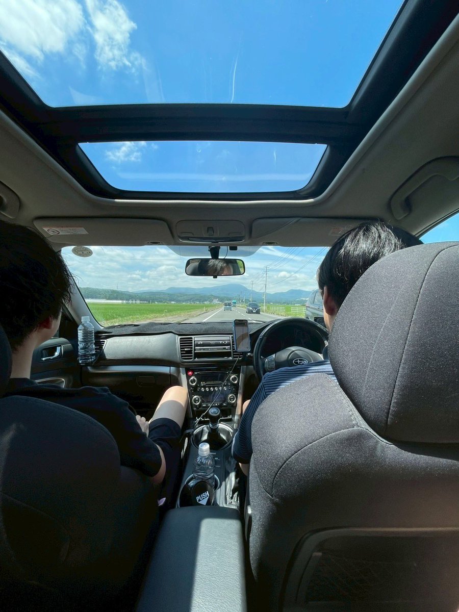 運転してると見れない景色🙃
