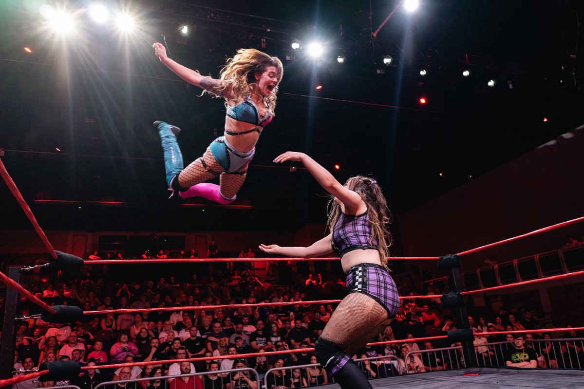 BritWresRev's tweet image. Since the BWR Women’s Title was introduced in 2019, only four women have been crowned Champion.
At VIVA LA REVOLUTION, the vacant Championship would find a new home with the winner of @lizzyevo97 vs @NatalieSykes_
Both women had flurries of offence but were unable to put the…