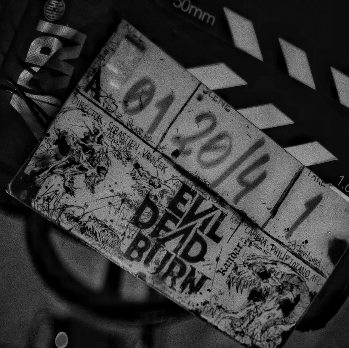 DyerbolicalDB's tweet image. Evil Dead Burn is now in production!
Who's excited!