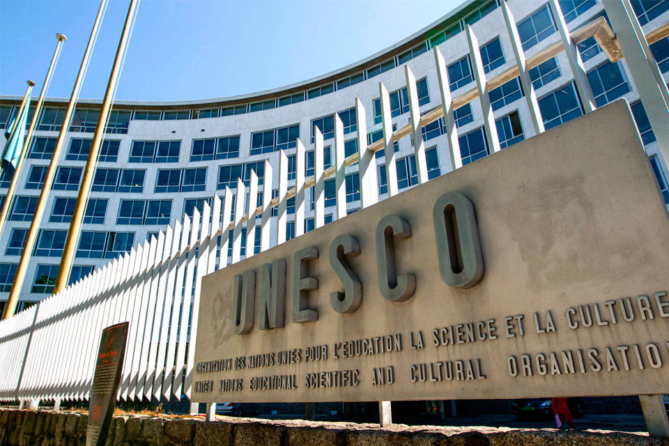 DiarioTalCual's tweet image. La retirada de la Unesco, un paso más en el repliegue internacional de Trump #TalCual #ClaroyRaspao
Web: talcualdigital.com/la-retirada-de…