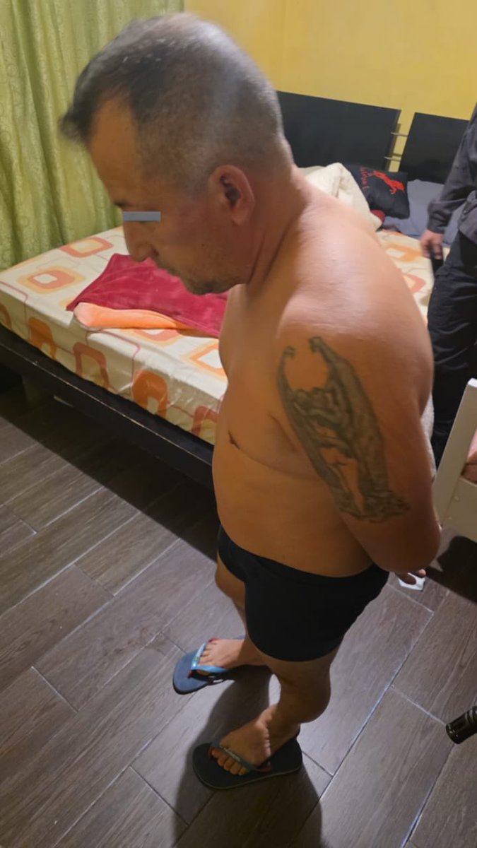John Reimberg (@johnreimberg) on Twitter photo Operación Libertad 563
Banda de secuestradores capturada en operativo simultáneo en 6 provincias.
<a href="/PoliciaEcuador/">Policía Ecuador</a>, a través de trabajos de DINASED-UNASE, con la colaboración de equipos del GIR, GOE, GEMA, Criminalística y UMO, ejecutaron varios allanamientos en operativos Operación Libertad 563
Banda de secuestradores capturada en operativo simultáneo en 6 provincias.
<a href="/PoliciaEcuador/">Policía Ecuador</a>, a través de trabajos de DINASED-UNASE, con la colaboración de equipos del GIR, GOE, GEMA, Criminalística y UMO, ejecutaron varios allanamientos en operativos