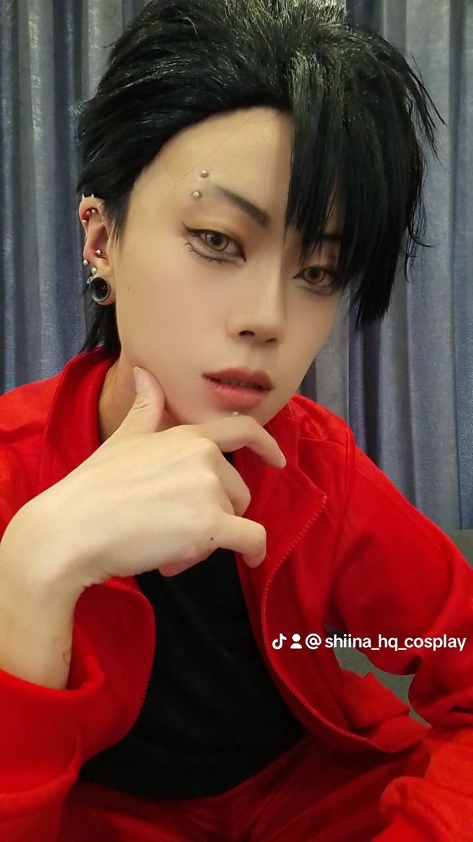 ハイキュー最推しのクロ🐱🏐
もっともっとクオリティあげたい🥺💦
 #コスプレイヤーさんと繋がりたい 
 #ハイキューコスプレ 
 #黒尾鉄朗