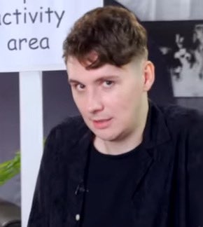 bigwethole's tweet image. dystopia daily is so important to me because throughout the entire thing dan just looks like the homophobic dog