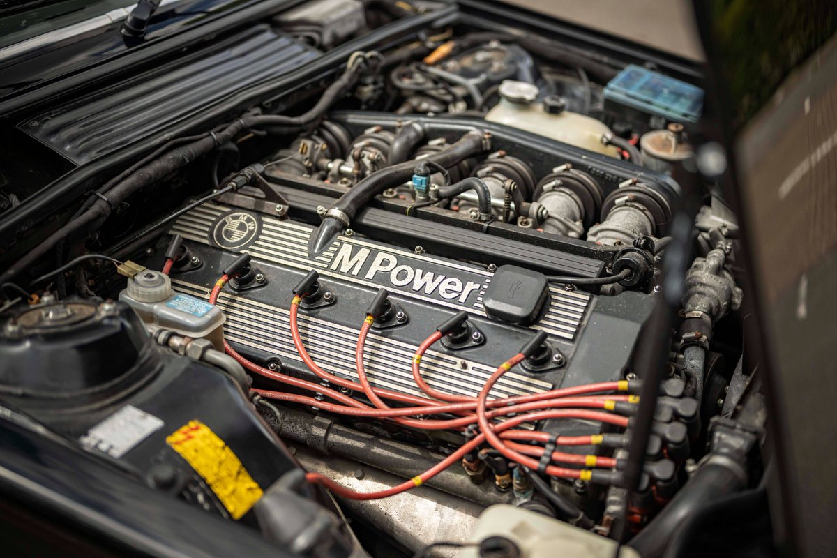 BonhamsCars's tweet image. Now we're talking 😍 This Diamond Black 1986 BMW M635 CSI Manual is now live at auction. tinyurl.com/2b27ghe4