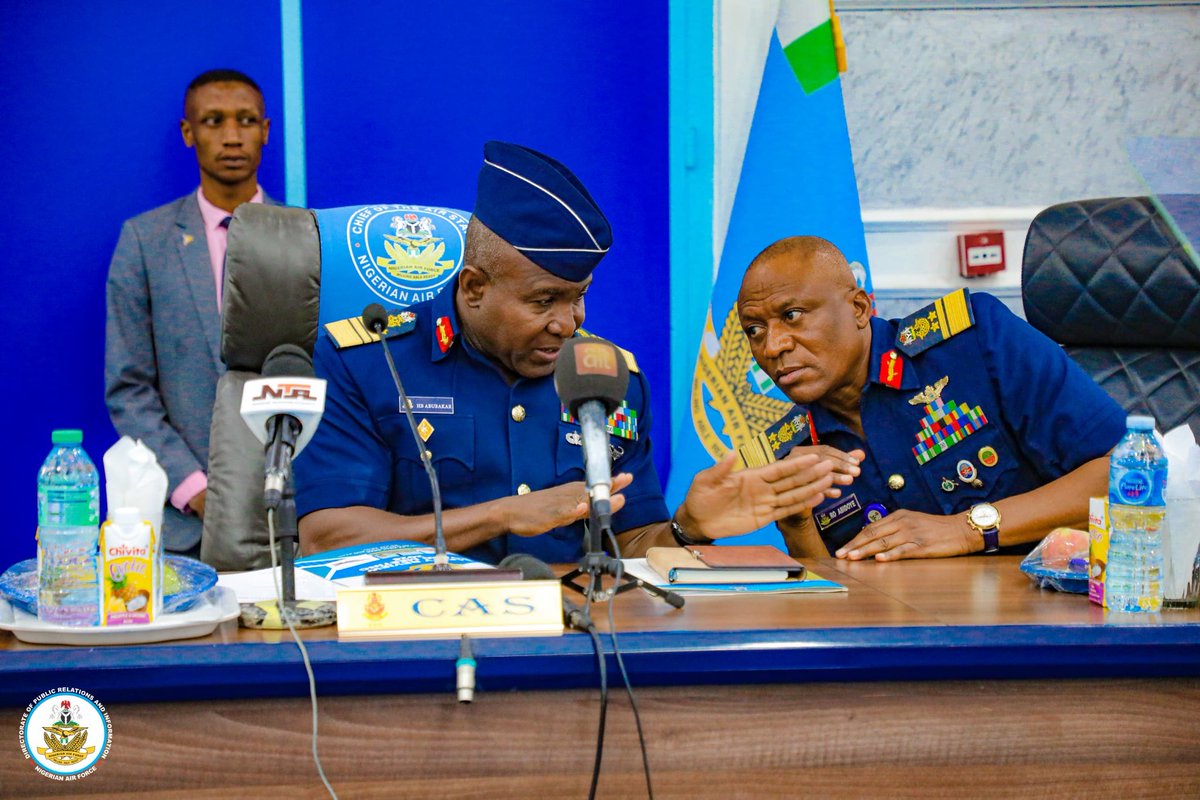NigAirForce's tweet image. NAF strengthens aviation safety standards, achieves year-long incident-free record
The Nigerian Air Force (NAF) has reaffirmed its commitment to aviation safety, operational discipline, and professionalism, following a significant milestone—completing a full year without any…