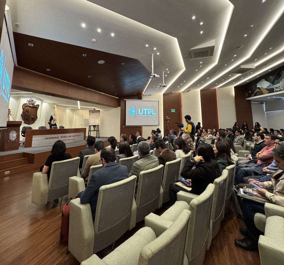 🎓 UTPL tweet media