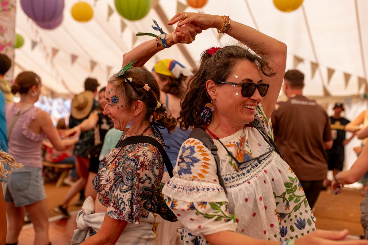 IsleOfWightFest's tweet image. Were you even at Sky presents the Isle of Wight Festival if you weren't caught mid-boogie at the Intoxicated Tea Rooms? 🕺🪩
#SkyxIOW #IOW2025
