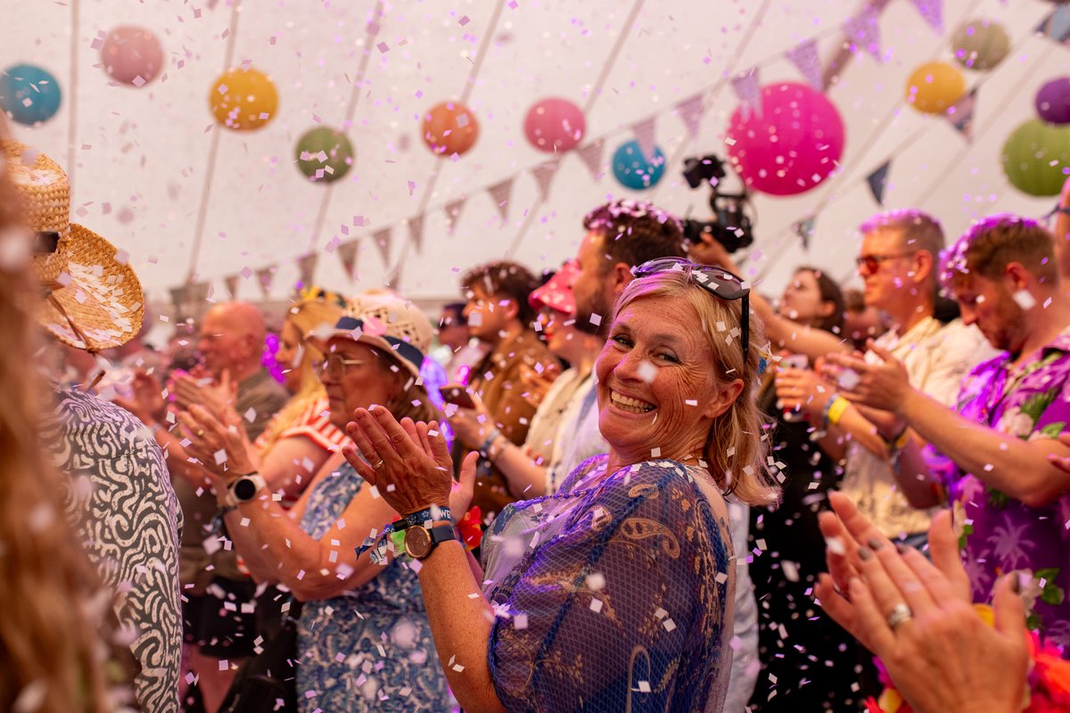 IsleOfWightFest's tweet image. Were you even at Sky presents the Isle of Wight Festival if you weren't caught mid-boogie at the Intoxicated Tea Rooms? 🕺🪩
#SkyxIOW #IOW2025