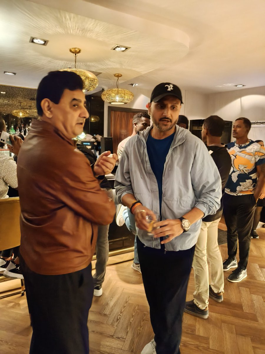 West Indies Champions’ boss got a champion-sized birthday celebration!
HBDAjaySethi WICowner