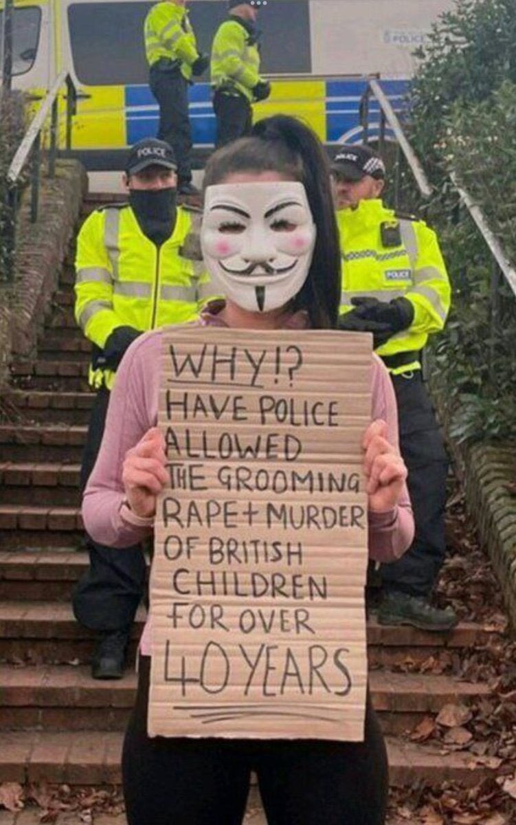 pippaisright's tweet image. My opinion on migrant policy? Maybe @Nigel_Farage should listen !?
We should have a woman and children only policy, with NO RIGHTS to bring any family members !
โReal menโ would send the woman and children to be safe if there was a real danger they are fleeing!