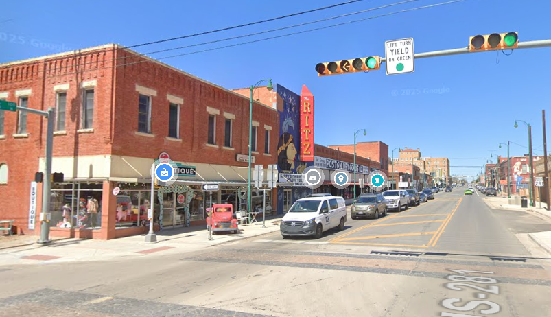 FactsAboutTexas's tweet image. A rodeo parade North Oak Street through downtown Mineral Wells one hundred years ago in 1925. Second photo taken from Google showing roughly that same spot today.