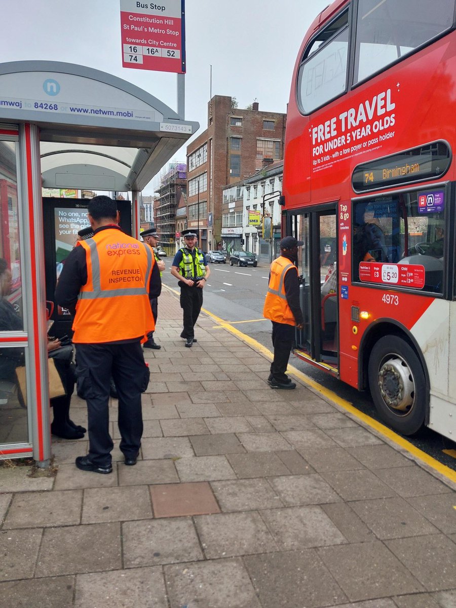 ST_Police's tweet image. After a Time to Talk session last week, bus drivers asked for support on the 74 route. 

Drivers said, we listened and here we are… 🚍