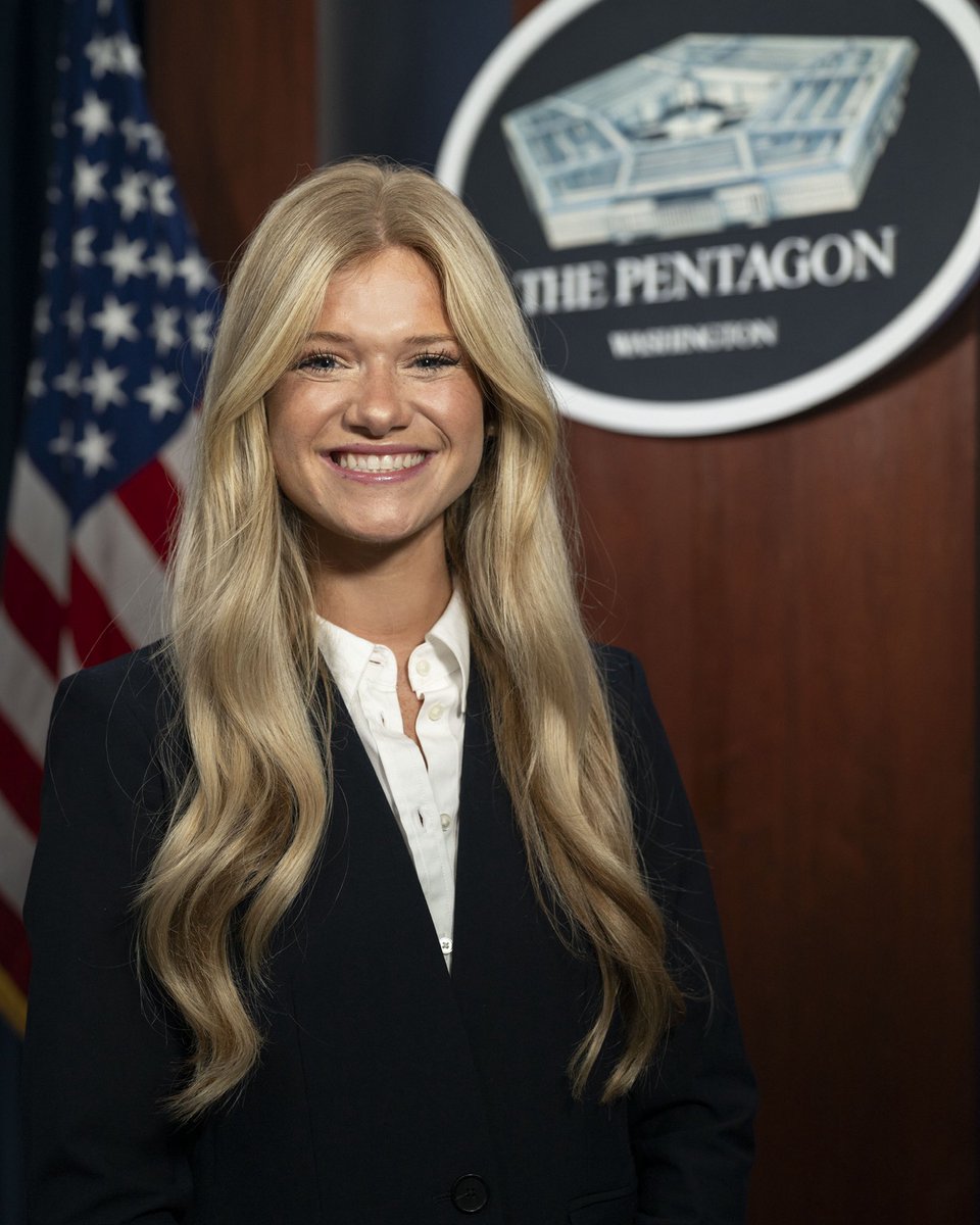 RileyPodleski's tweet image. I’m excited to share that I’ve launched my official @DeptofDefense Assistant Press Secretary account!🇺🇸
Give me a follow @RPodleskiDOD!