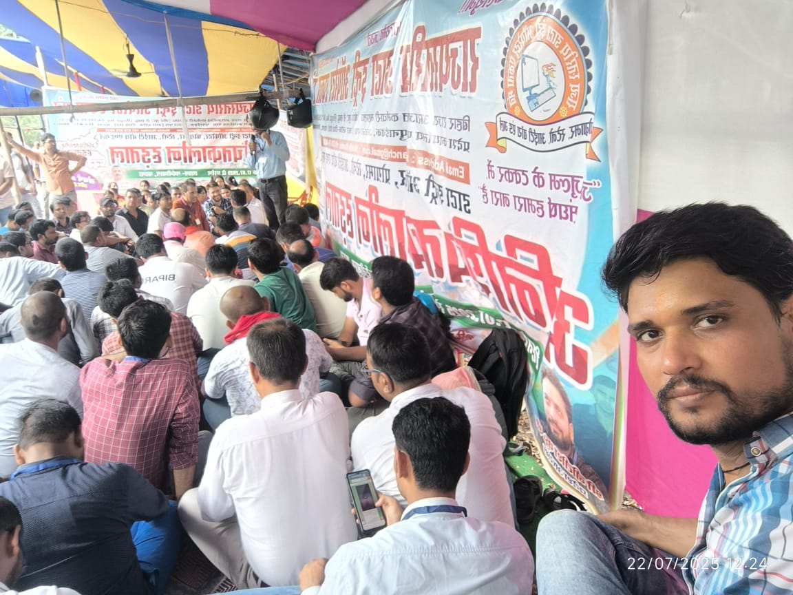 vk33922's tweet photo. @mmalayanil Seva samayojan hona chahiye 
Mang jayaj hai https://t.co/KgxmbZqiga