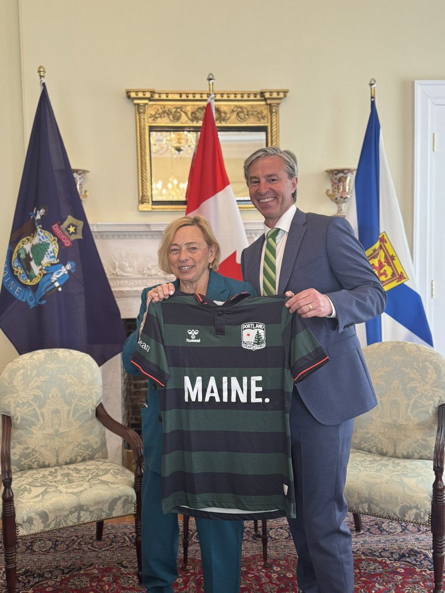 GovJanetMills's tweet image. Last month in Halifax with Premier @TimHoustonNS, I invited the @HFXWanderers to Maine for a friendly against @hearts_sc. Today, I’m proud to announce it’s happening! ⚽️
📅 Aug. 6
📍 Portland, ME
🎟️ heartsofpine.com