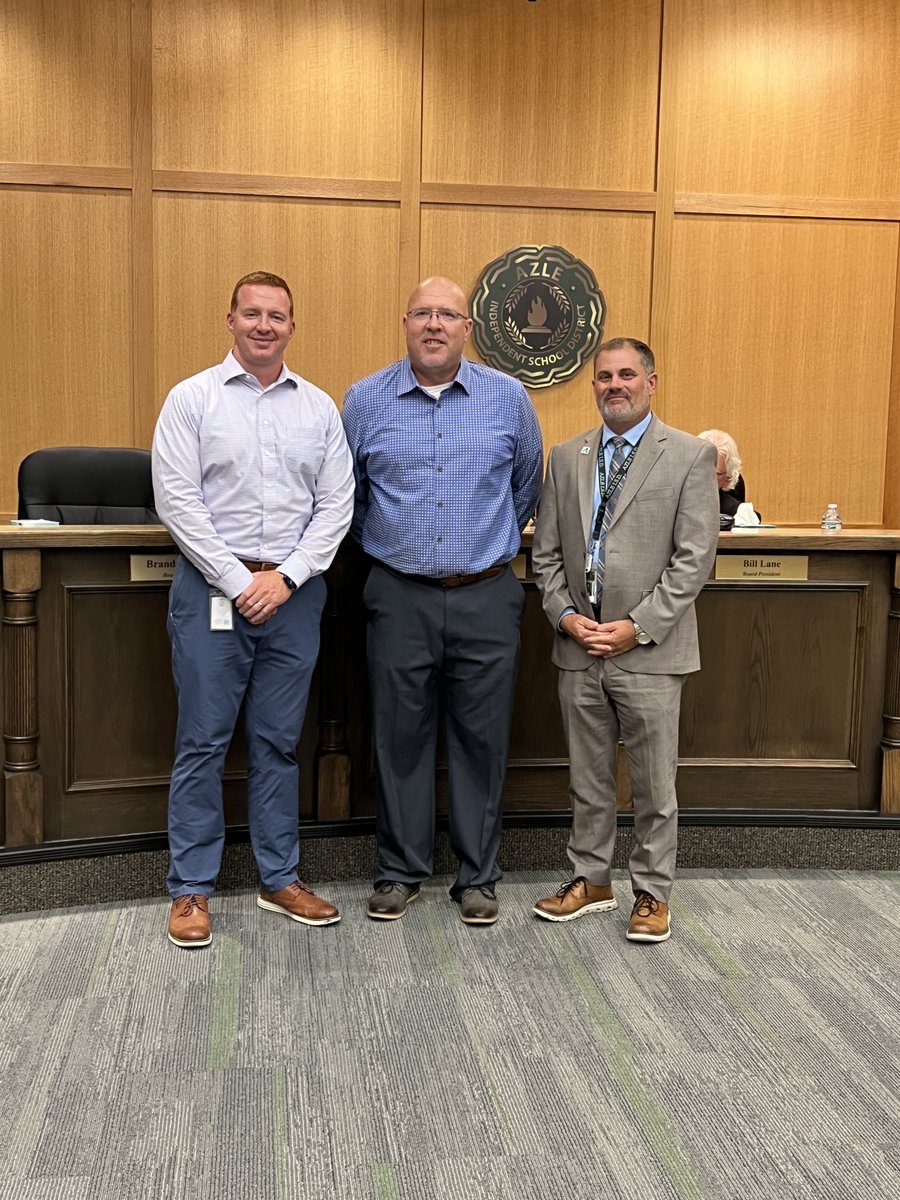 ⁦<a href="/azleisd/">Azle ISD</a>⁩ got the opportunity to honor ⁦<a href="/TXBaseball14/">Stephen Smith</a>⁩ Coach Smith on being named the THSCA 5A Region 3 Coach of the Year at the board meeting last night! Such a well deserved honor for a great Coach. We are very proud of you, Coach! #WeAreAzle