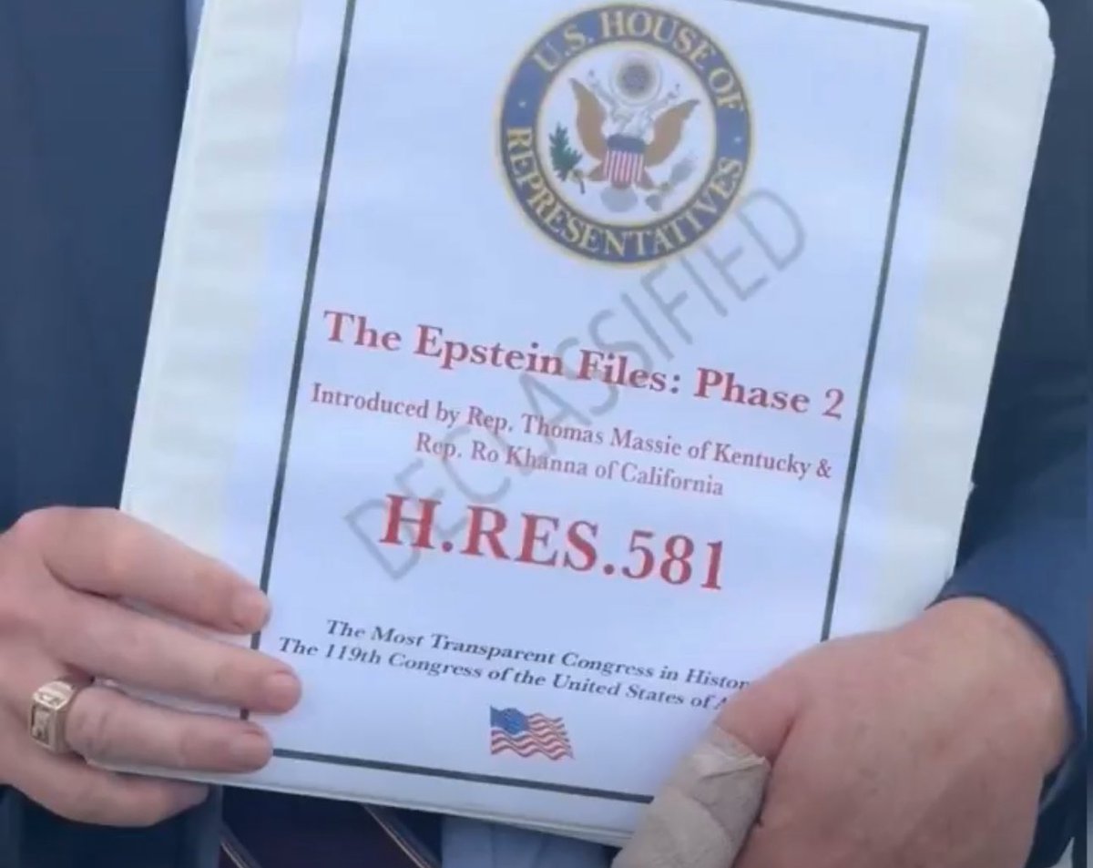 GoodAMLiberty's tweet image. The House is going to adjourn early in order to prevent Massie’s Epstein petition from hitting the legislative day threshold needed to collect signatures.
Republicans are either terrified of the information coming out, or they are terrified of facing their constituents during…