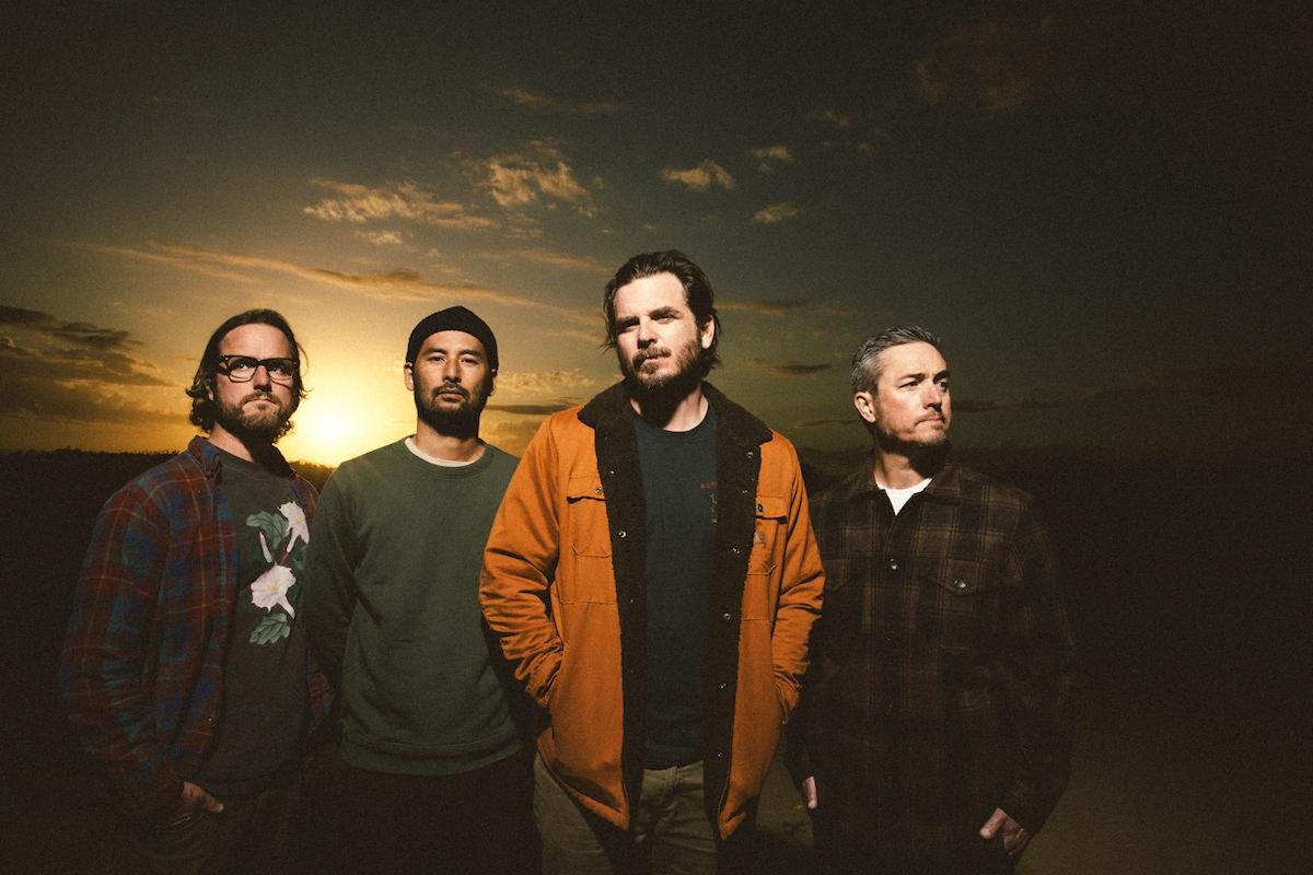Revolvermag's tweet image. 🦷Hear THRICE’s heaviest new song in years “Gnash”
revolvermag.com/music/hear-thr…
