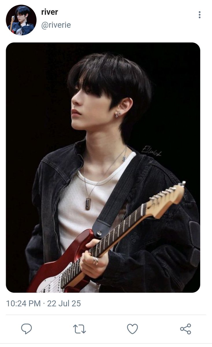 wandorpen's tweet photo. brightest star,
a #taeshan / #gongfourz au.

river (ts) is a busker with dreams too big for his tiny crowd, unaware of heaven (lh) his silent, constant supporter—who’s already content just watching him from the sidelines, never needing to be seen, just needing him to keep going. https://t.co/KDFkRInBw2