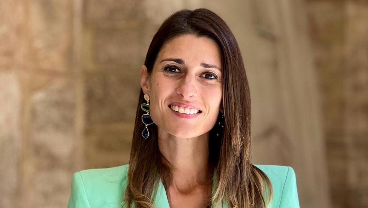 rep_palermo's tweet image. Frasi sessiste contro la deputata Ciminnisi, bufera su Ricciardi che poi si scusa sui social palermo.repubblica.it/politica/2025/…