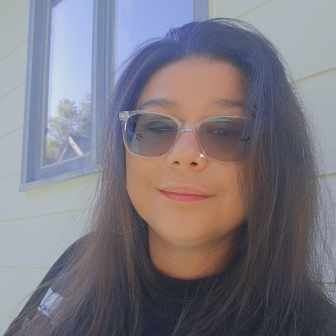 LiLLady915's tweet photo. #NewProfilePic https://t.co/crxLvqFpcE