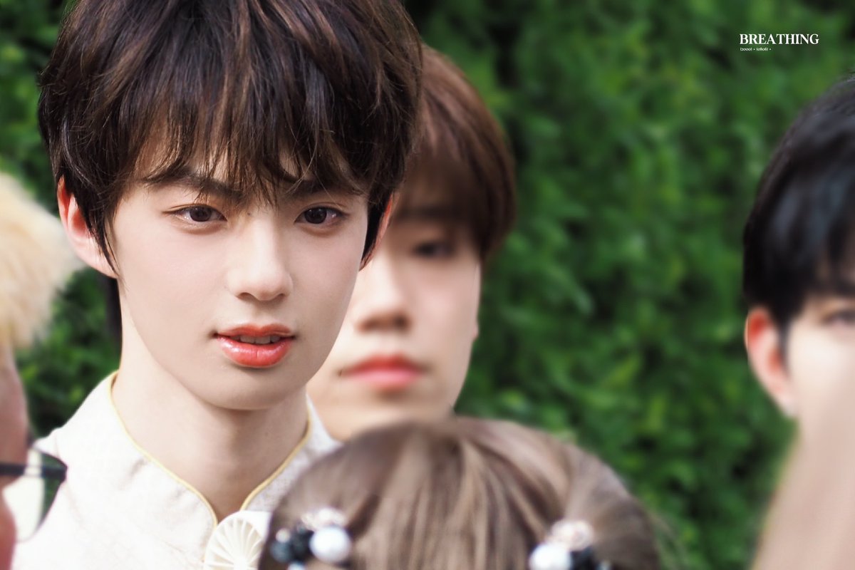 250720🇹🇭

#HEXILONG #RaceBace #RGB_Plan #何禧龙 #허시롱