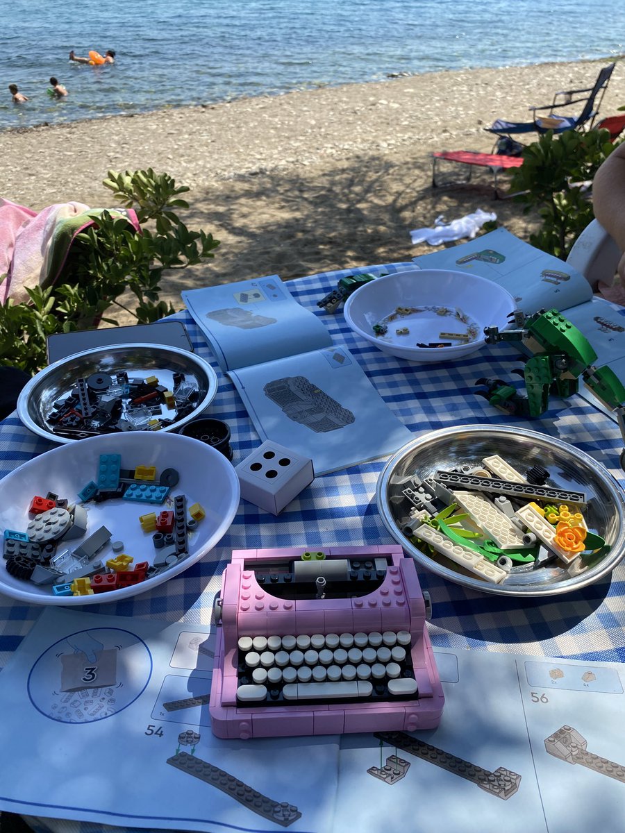 arcadiablisss's tweet photo. sahilde mükemmel bi lego date https://t.co/sipCkVmDcW